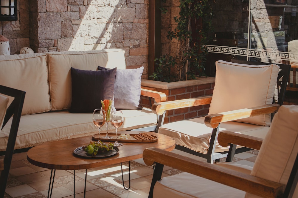 Tas Konak Hotel 31/43