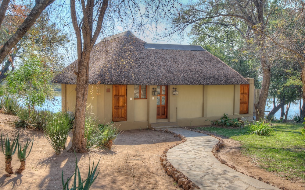 Divava Okavango Resort Spa 4/50