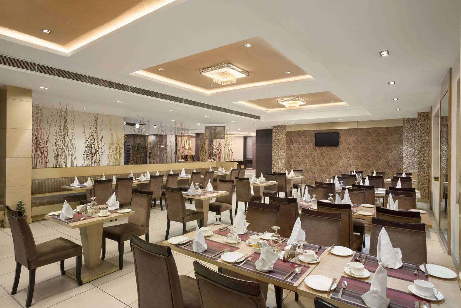 Days Hotel Neemrana Jaipur Highway 30/43