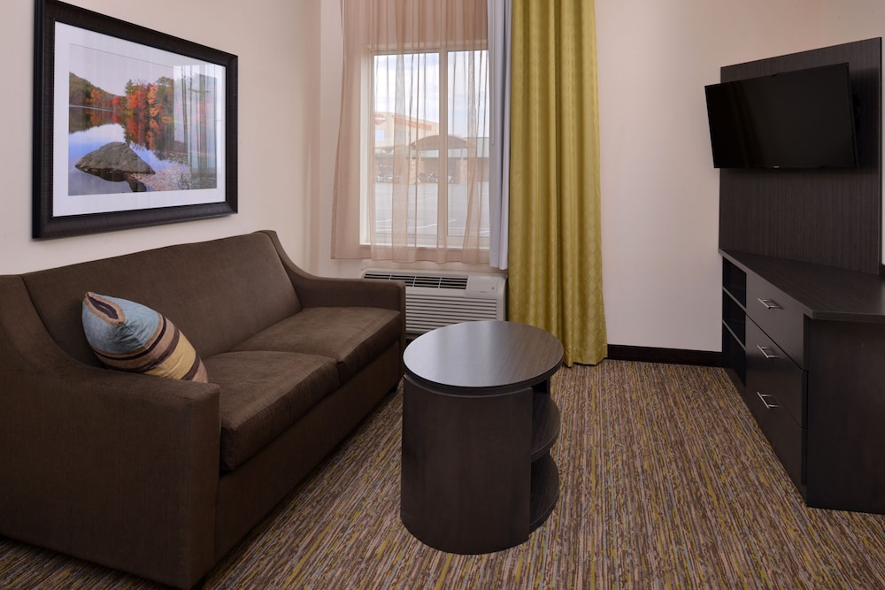 Candlewood Suites Morgantown Univ West Virginia 34/61