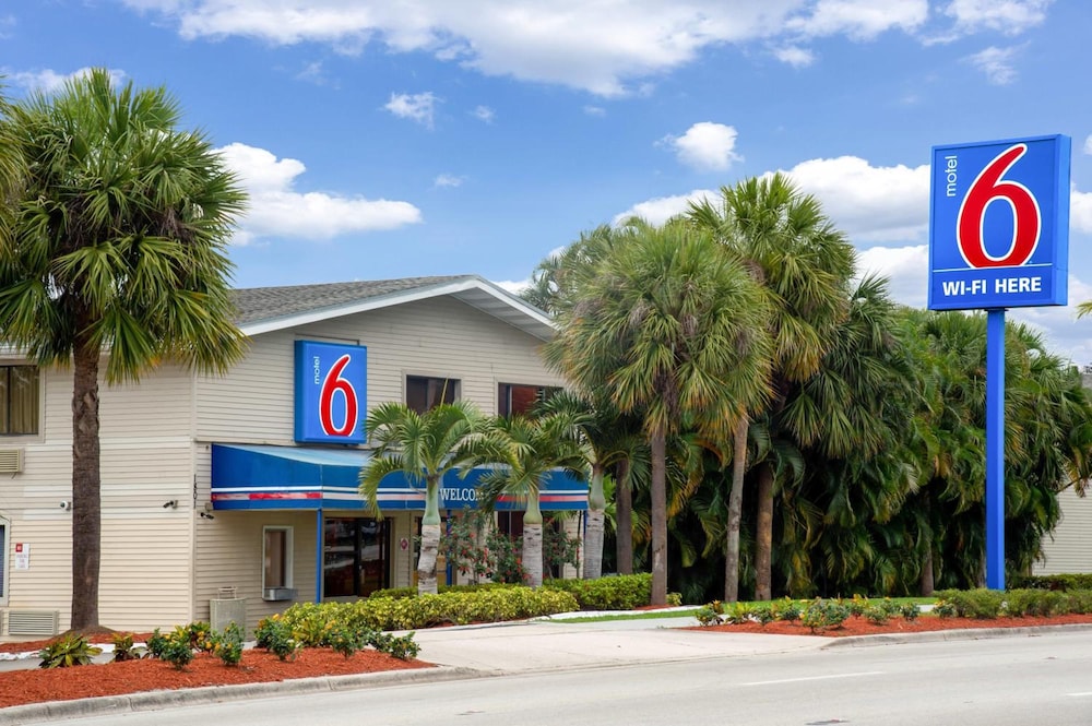 Motel6 Fort Lauderdale, FL in FORT LAUDERDALE - FL