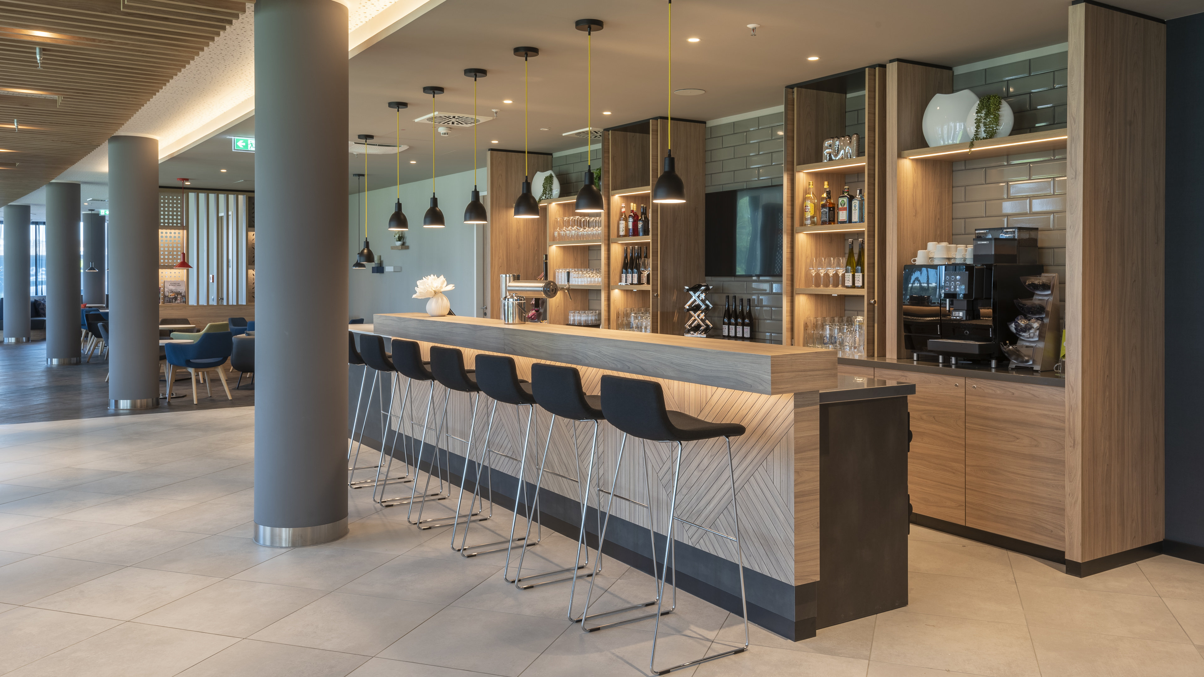 Holiday Inn Express Dusseldorf Hauptbahnhof 8/59