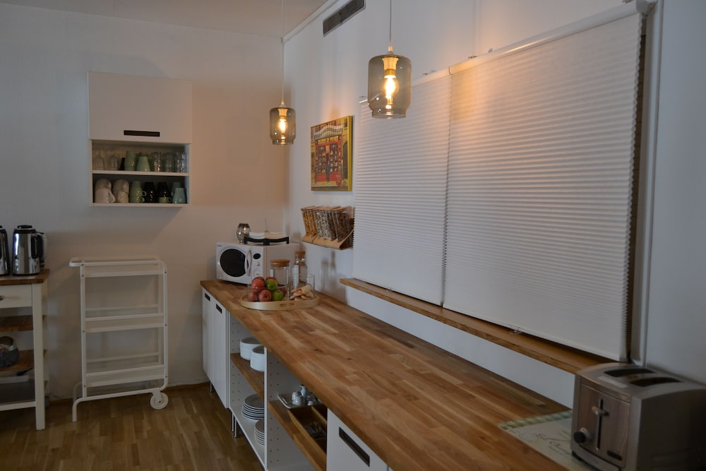 Solsta Hotell 36/42