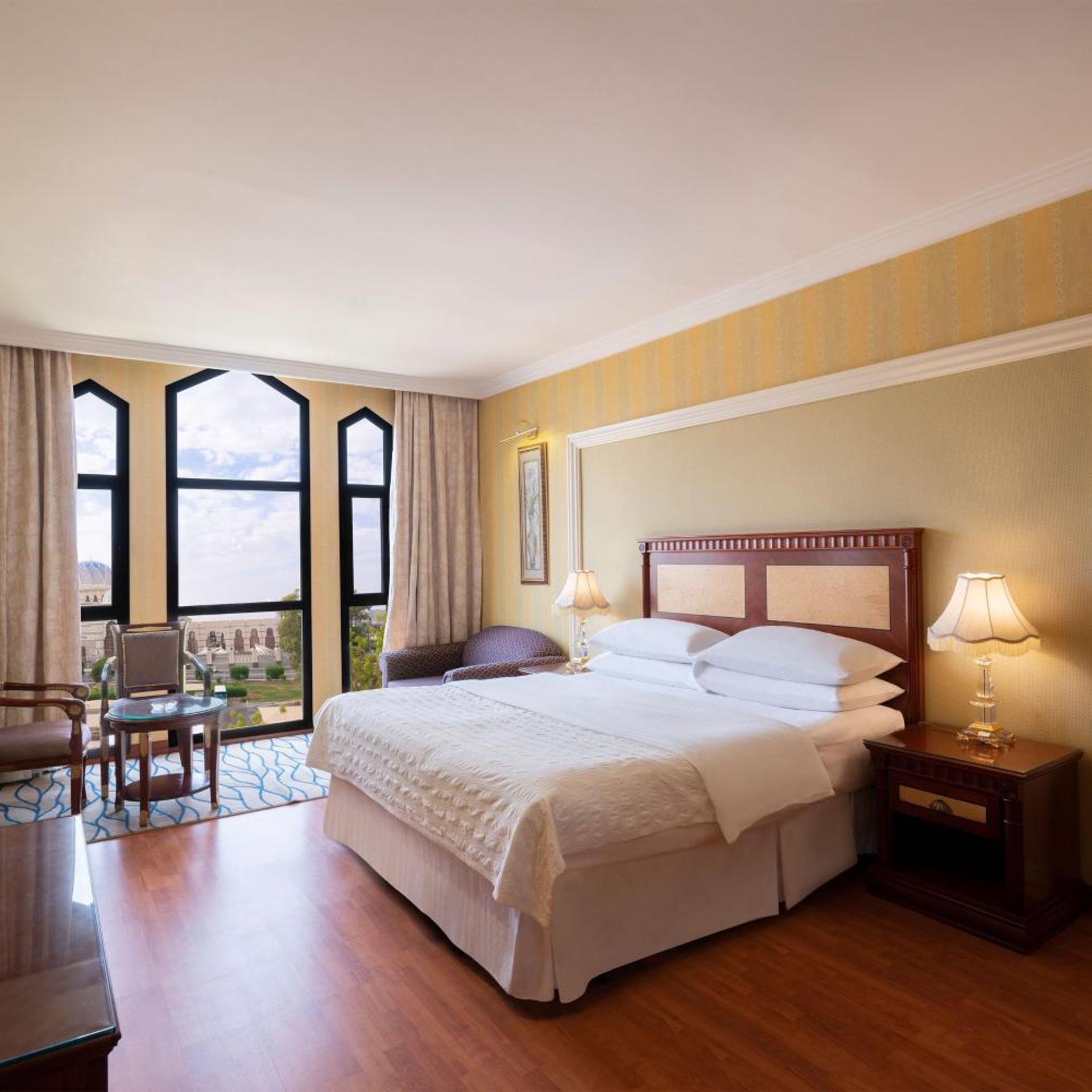 Guest Room, Suite, High Floor