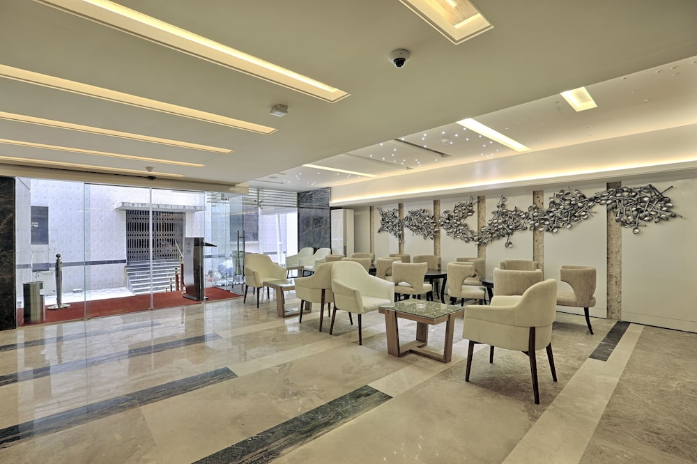 ASIA HOTEL AND RESORTS 57/60