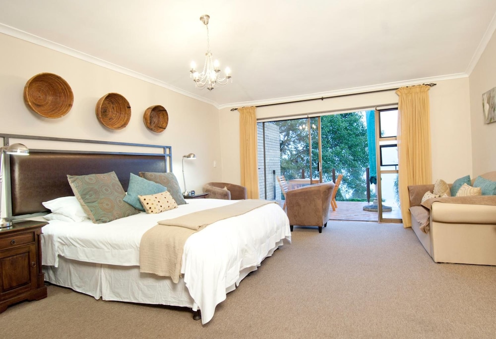 Overmeer Guest House 7/42