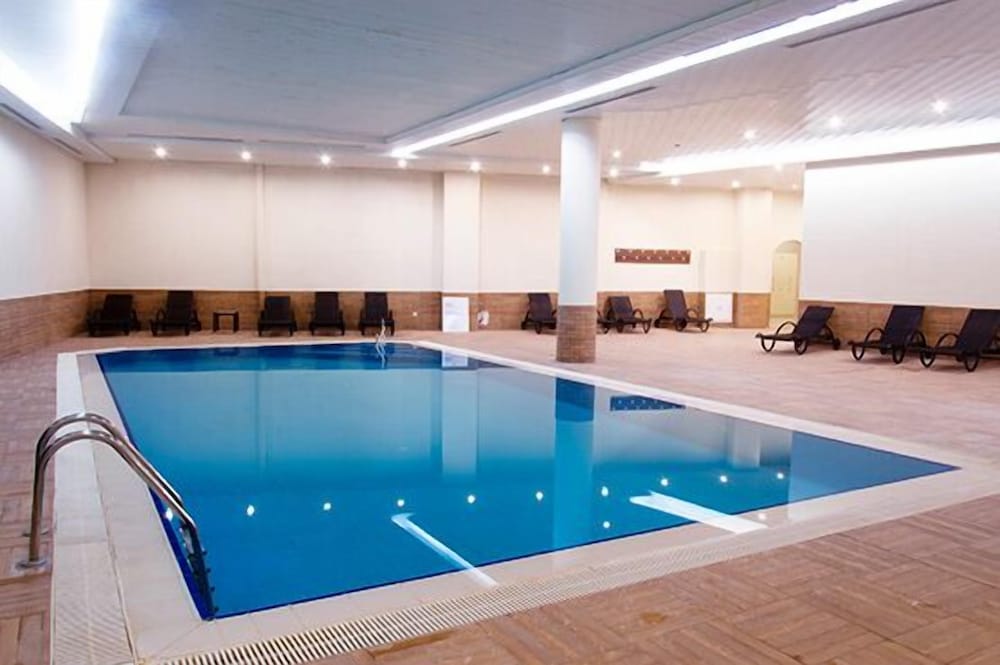 Safran Thermal Resort 21/50
