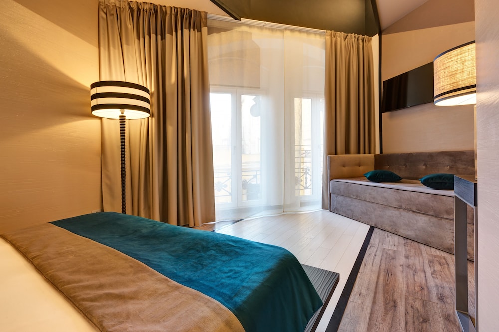 Dharma Luxury Hotel & Spa 44/70
