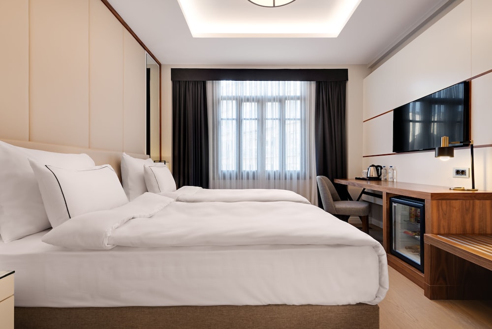 STANDARD, TWIN BEDS