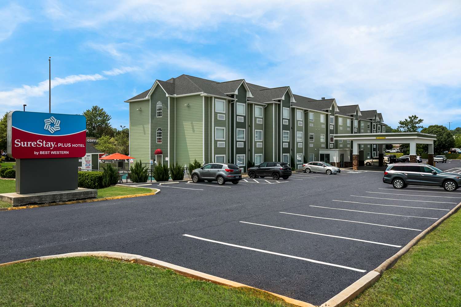 SureStay Plus Hotel by Best Western Sevierville 38/39