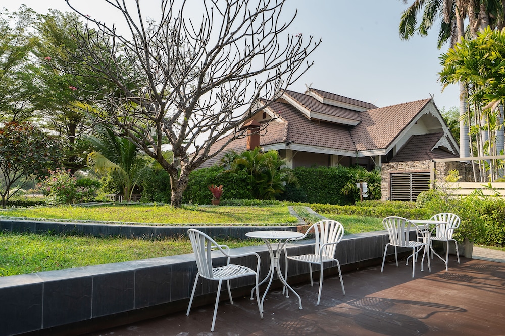 Le Charme Sukhothai Historical Park Resort 58/63