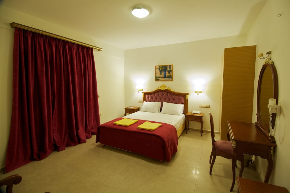 Kefalonia Bay Palace by GHH 13/50