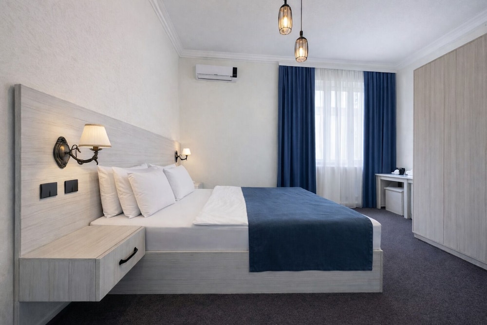 Central Baku Hotel 41/50