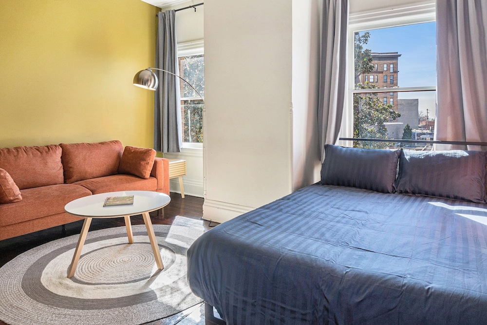 SOUTHERNMOST, BELLE, FAMILY, SUITE, QUADRUPLE, CITY VIEW