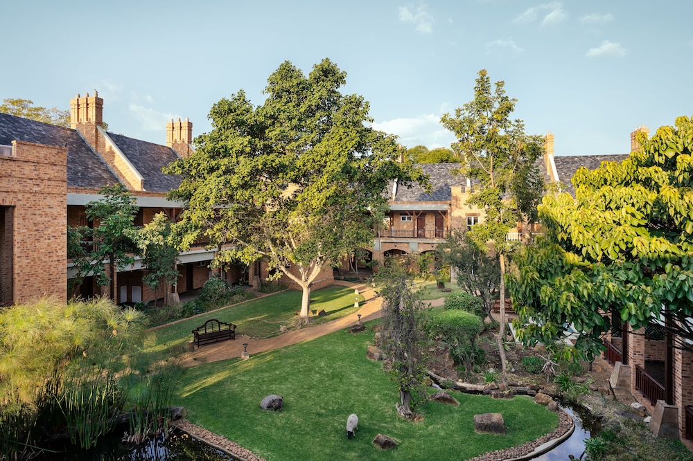 Premier Hotel Quatermain (ex. Faircity Quatermain Hotel) 66/73