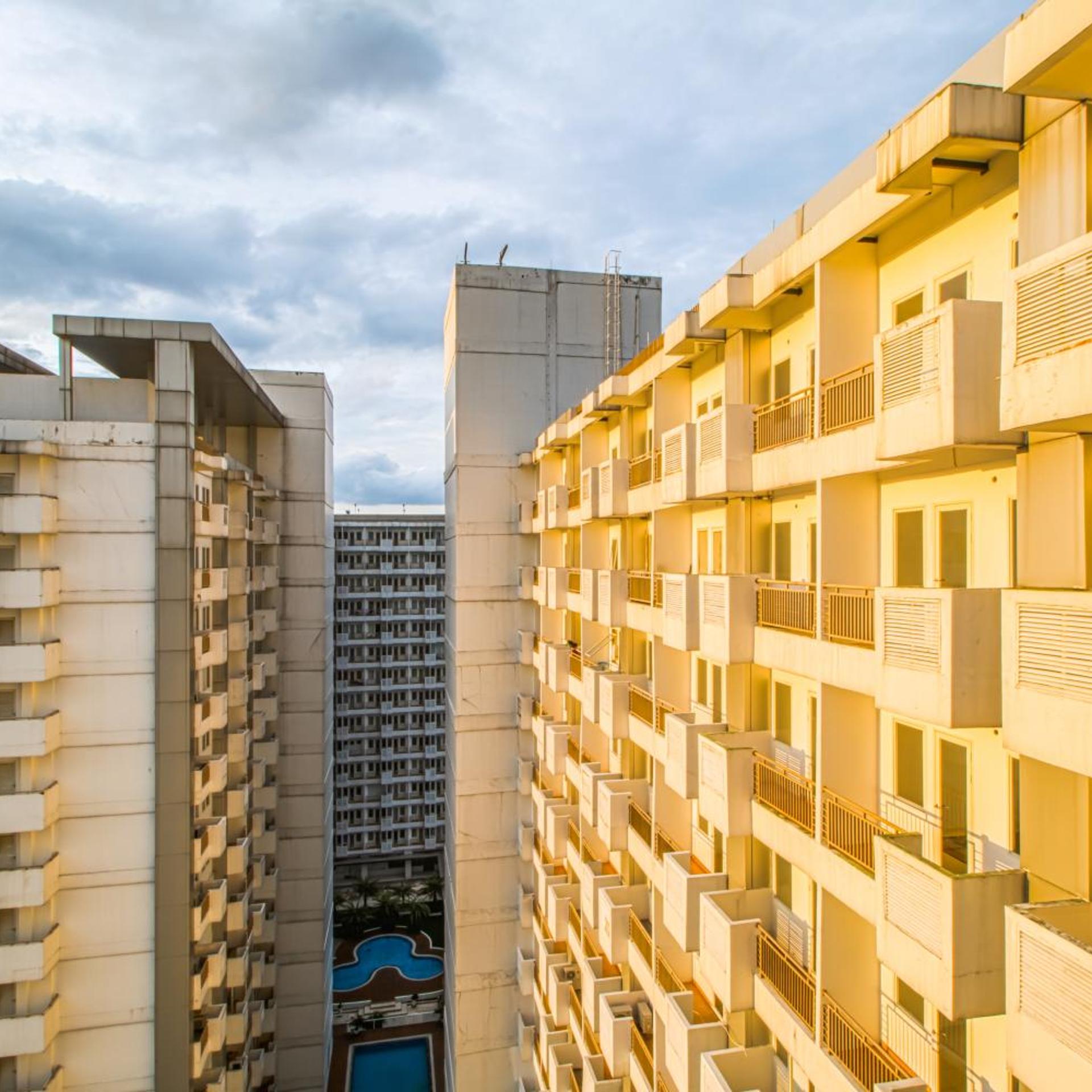 Skyland Sentul Tower Apartment 4/56