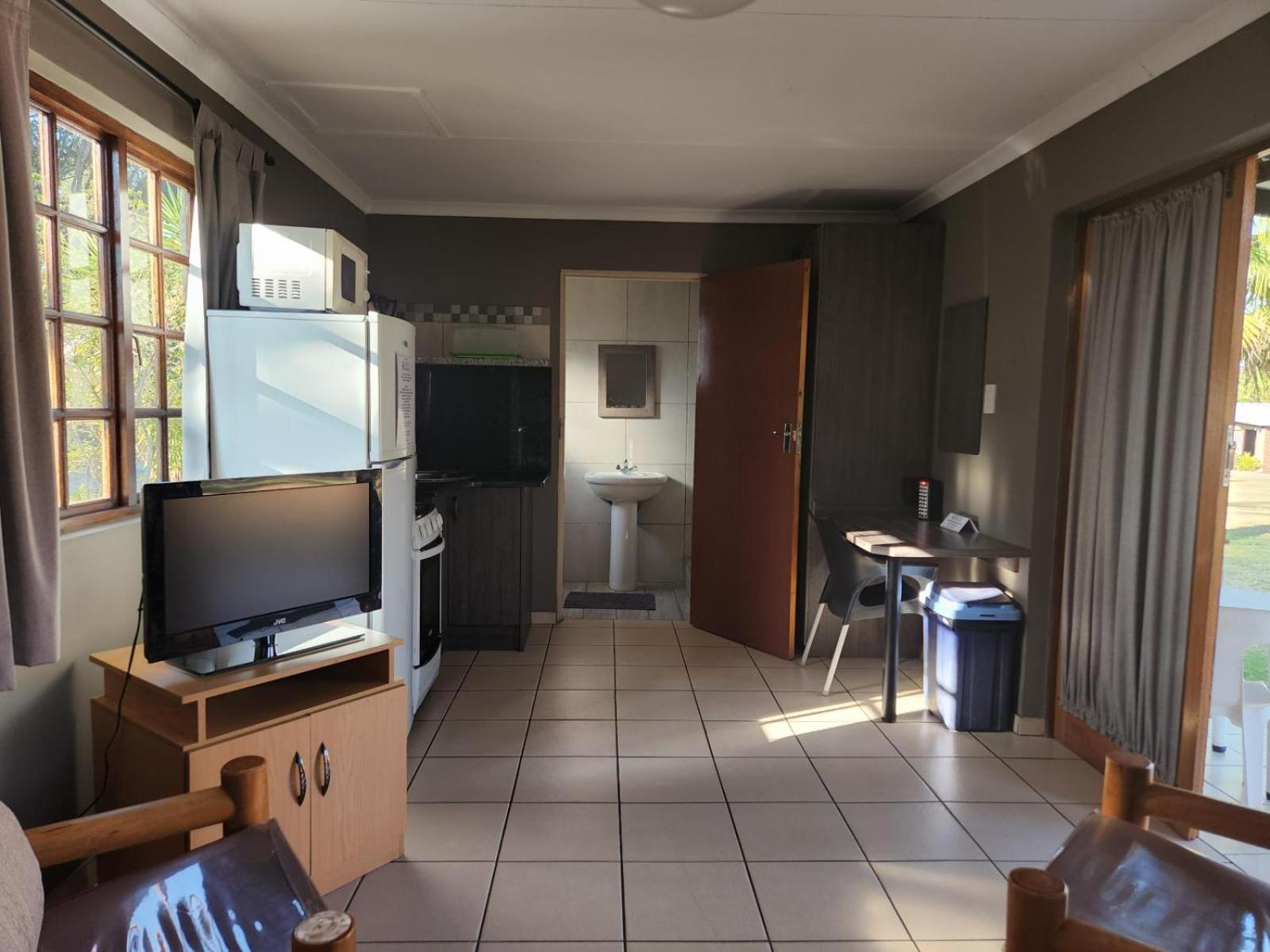 Snips Accommodation 18/25