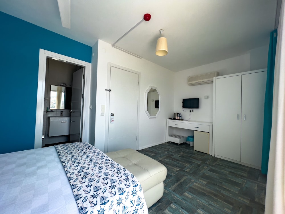 Larimar Boutique Hotel 13/50