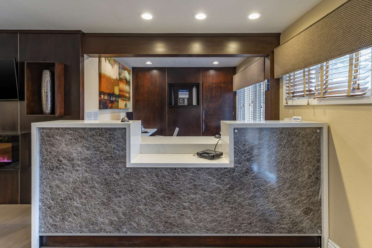 Best Western Carmel S Town House Lodge 7/40
