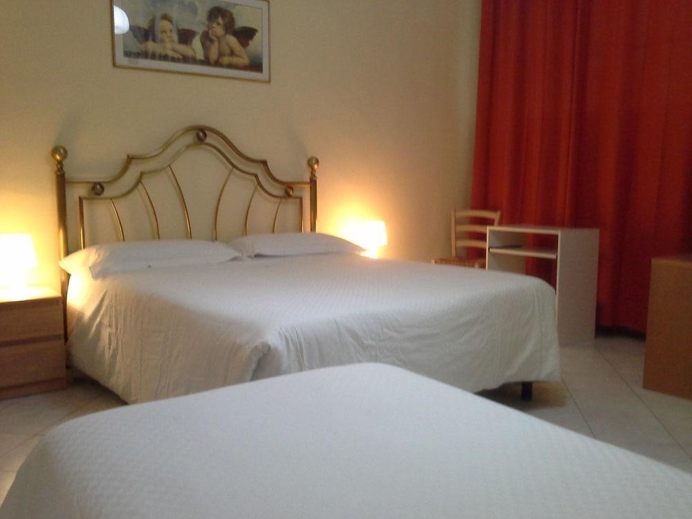 Soggiorno Santa Reparata 7/23
