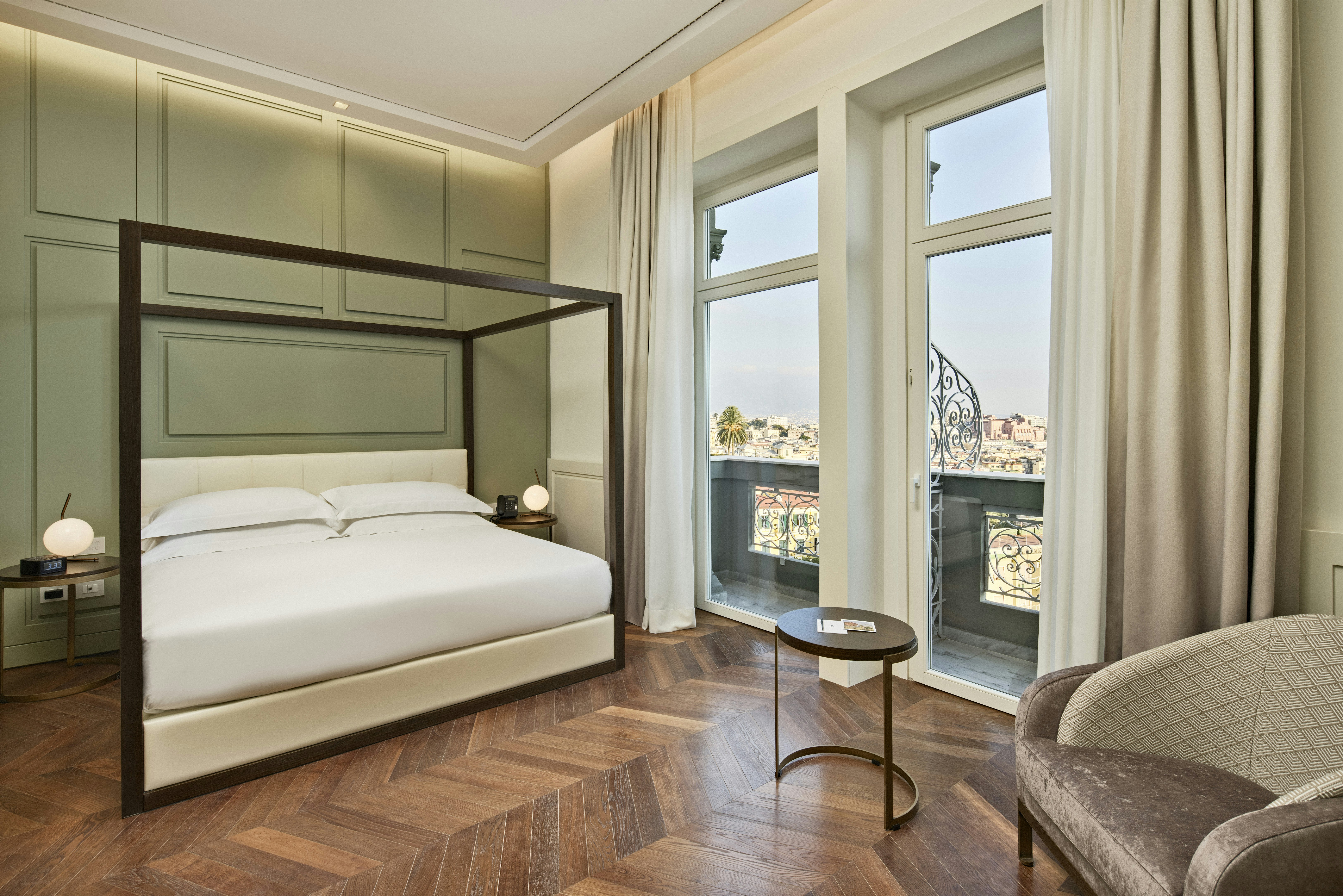 Donna, Junior Suite, King Bed