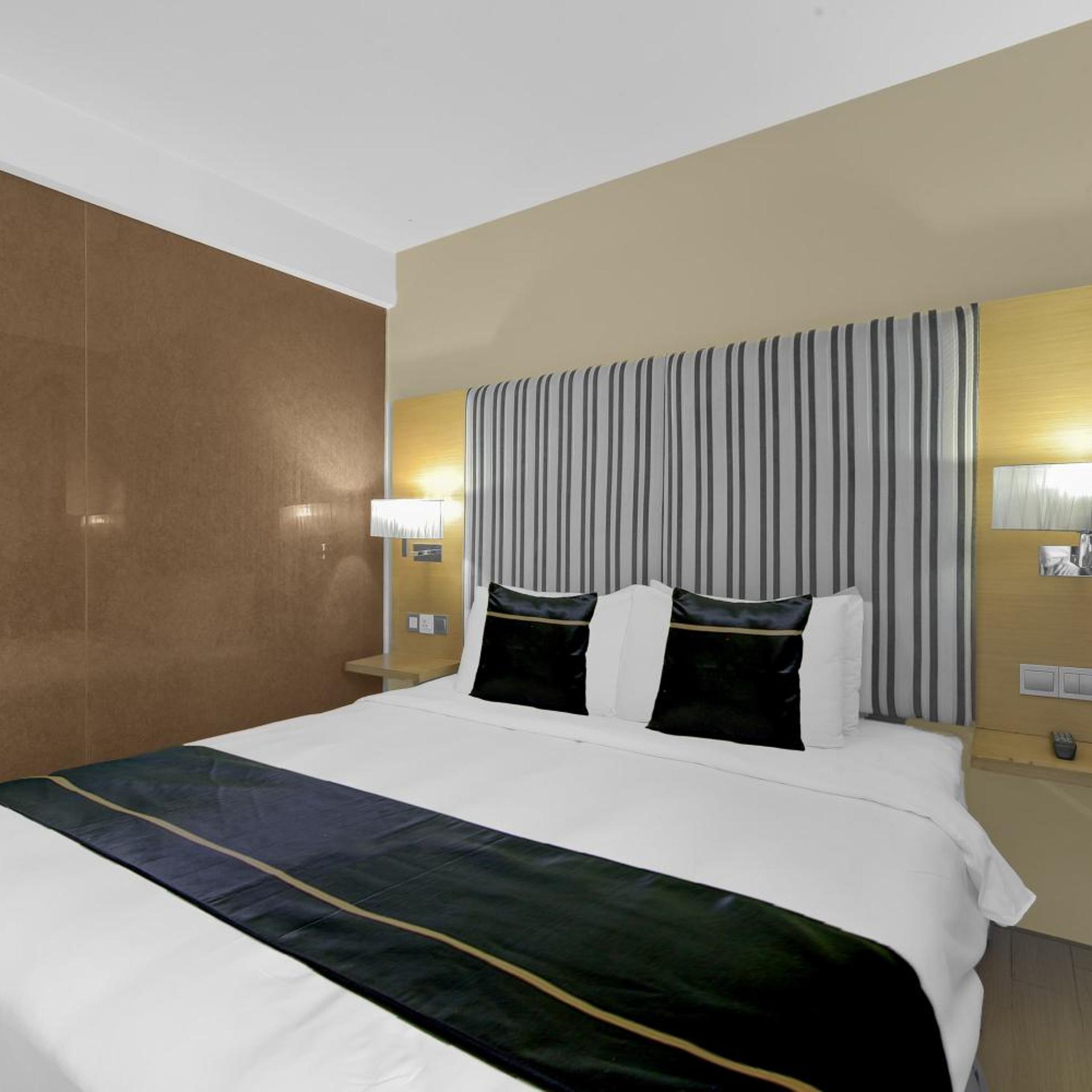 Deluxe, Suite, Double Bed