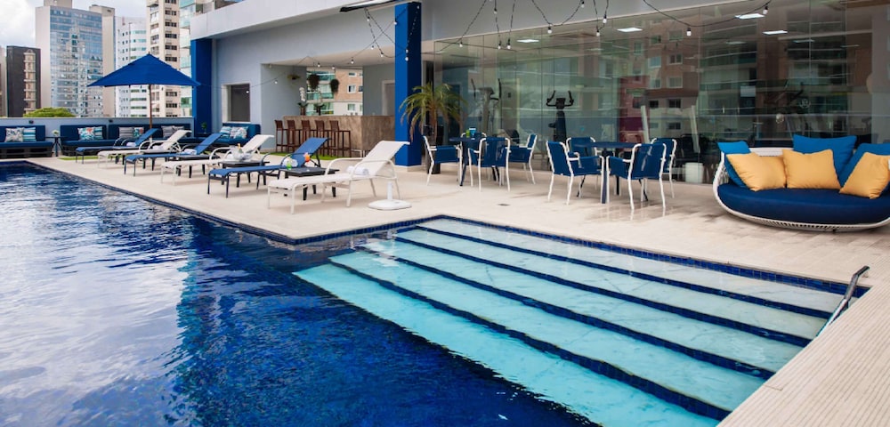 Golden Tulip Porto Vitoria 70/72