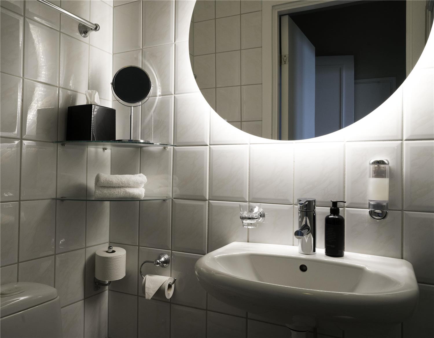 غرفة بريميوم بسريرين منفصلين، Grand Hotel Jonkoping, BW Signature Collection 6/7