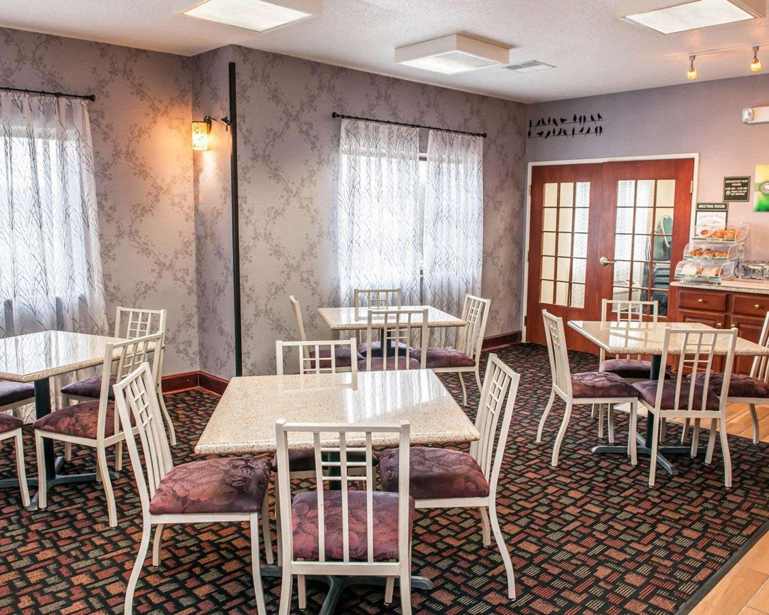 Quality Inn & Suites South Bend Airport 31/38