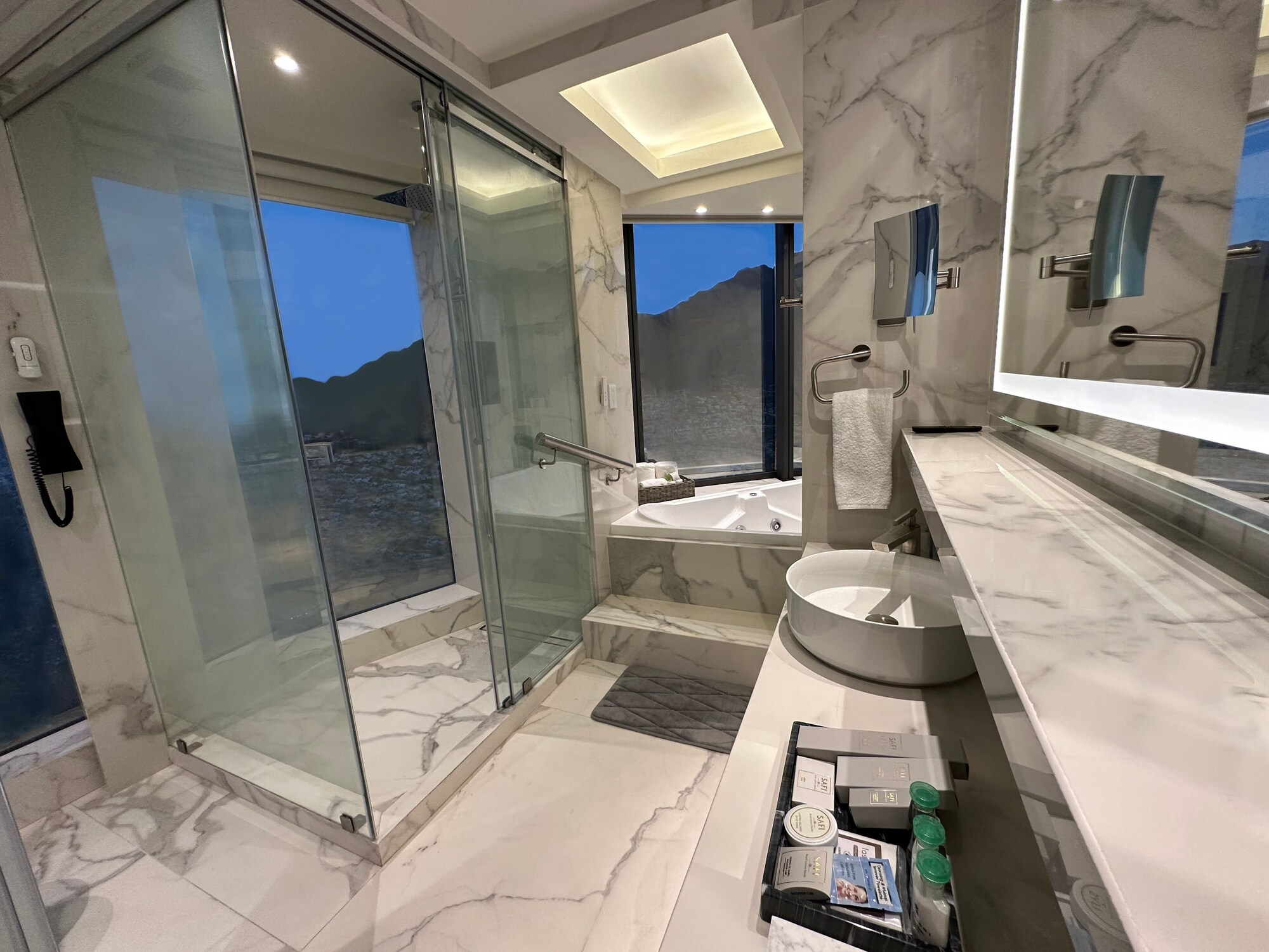 Sky, Suite, King Bed