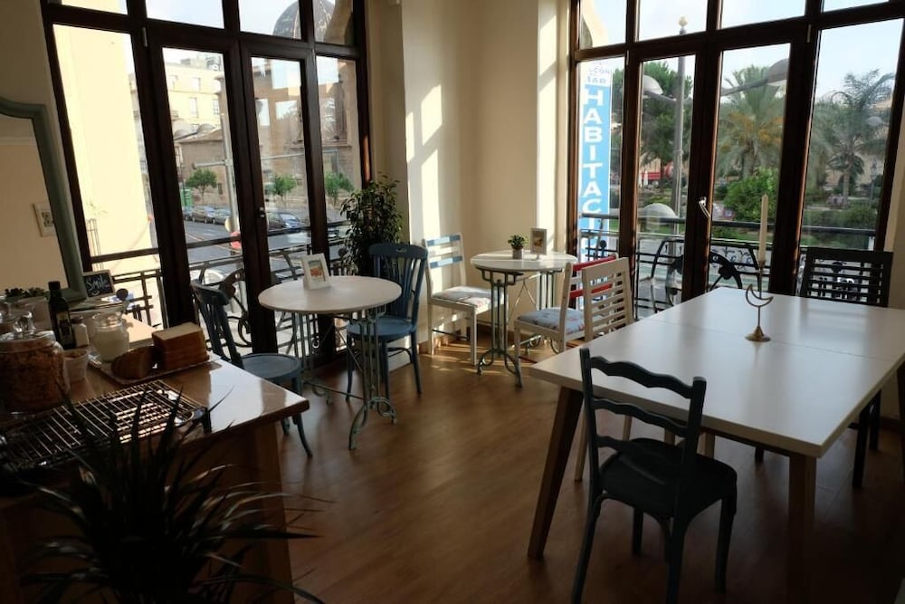 Hostal Balcon Al Mar 40/63