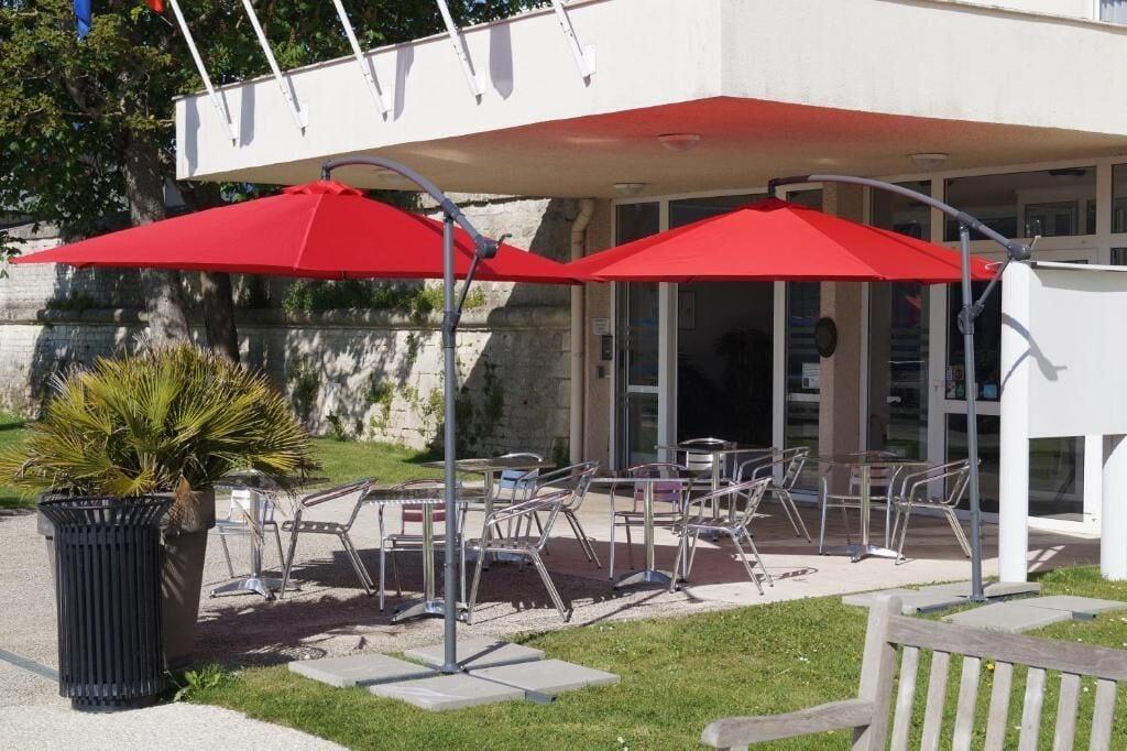 HOTEL DES REMPARTS 20/23