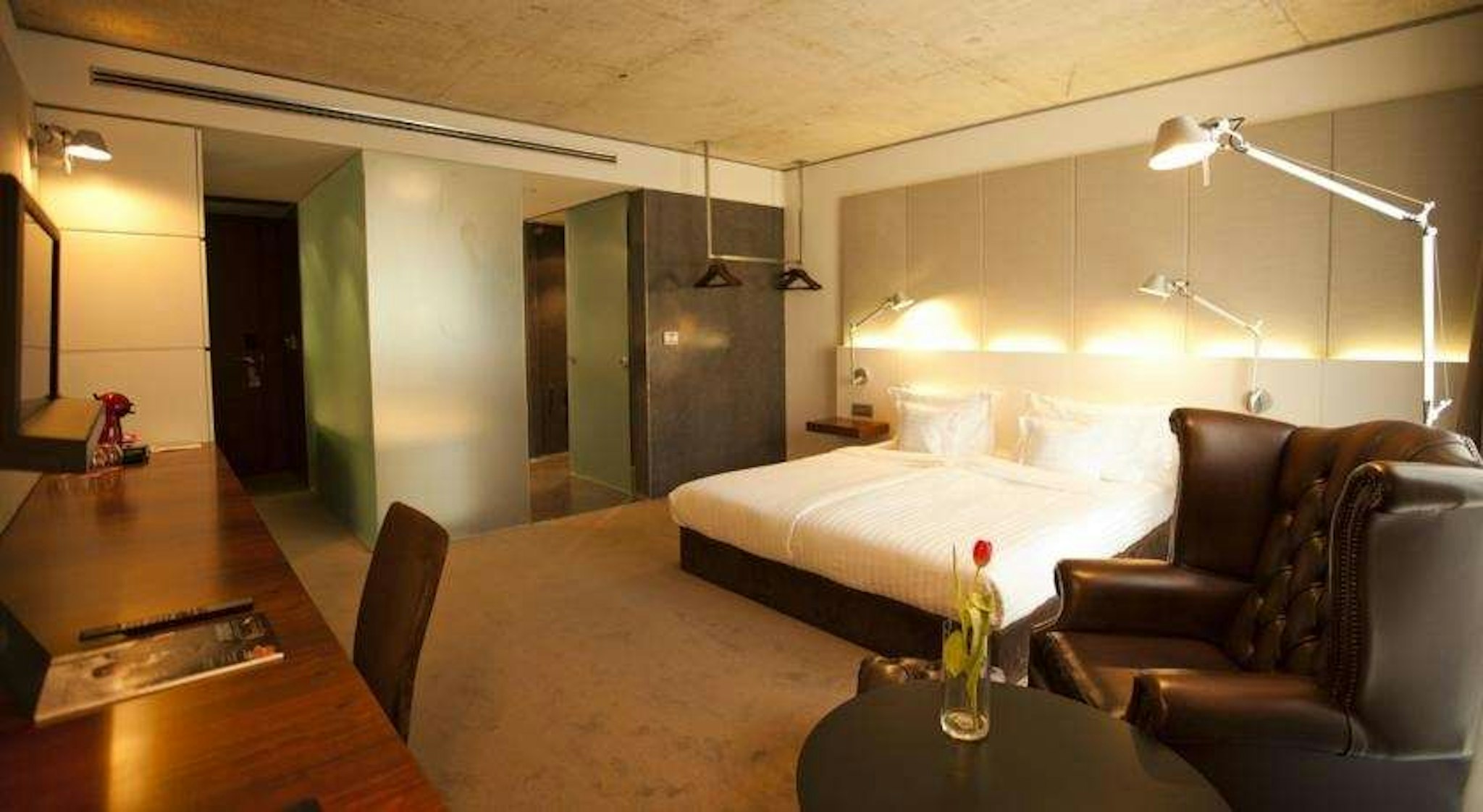 Hotel Graphite Gallery 7/44