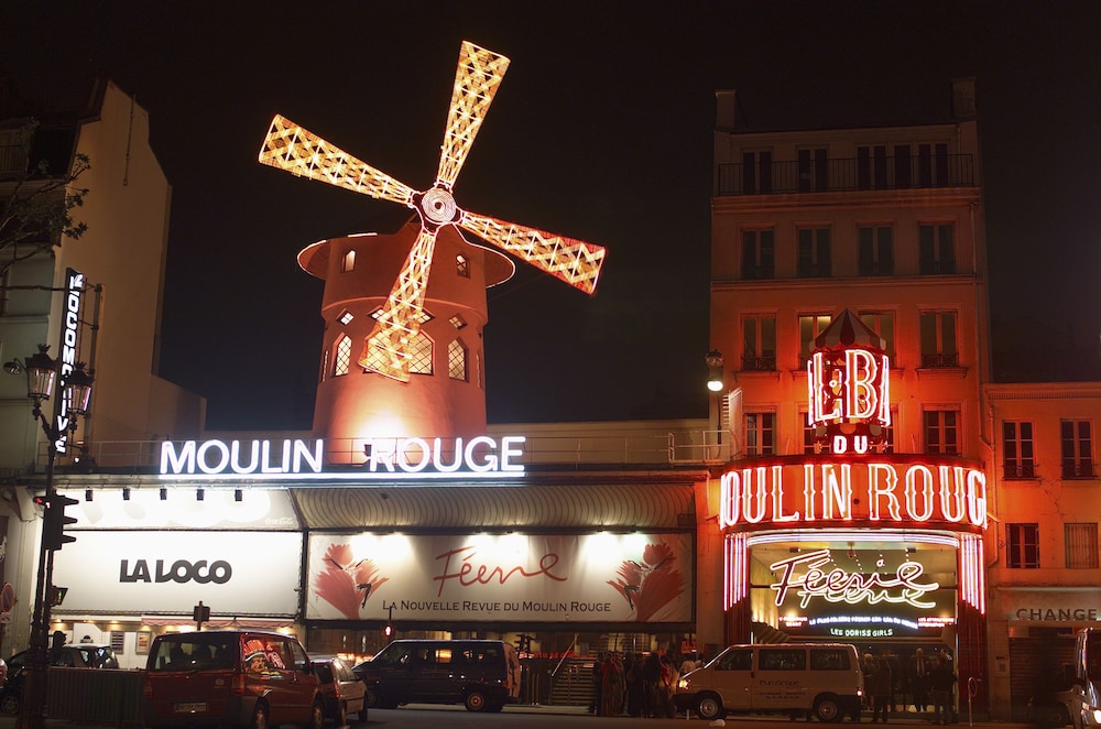 Hotel Mercure Paris Montmartre Sacre-Coeur in PARIS