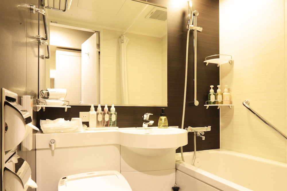 غرفة قياسية بسرير مزدوج، Centurion Hotel Grand Akasakamitsuke Station 2/2