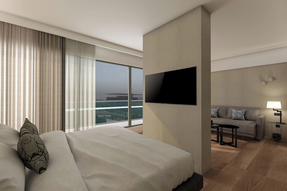Junior Suite, King Bed, City View, Sofa