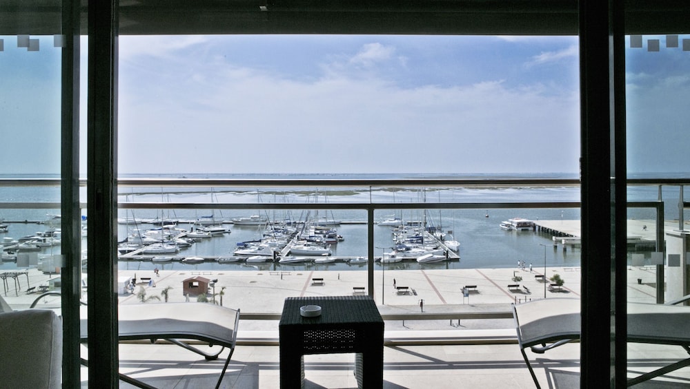 Real Marina Hotel & Spa 34/83