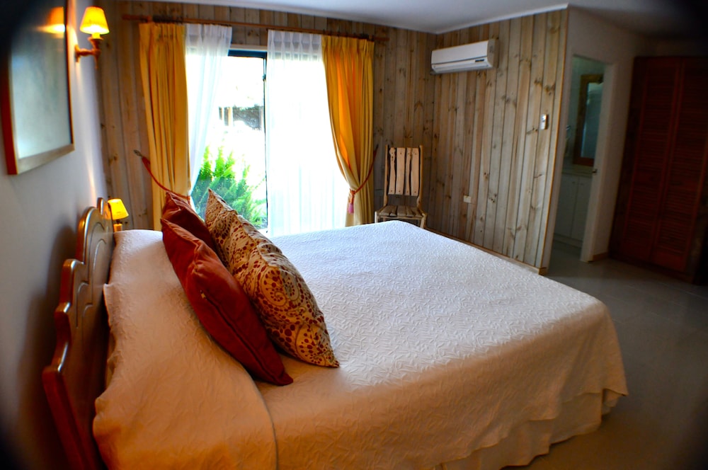 TAHA TAI HOTEL 37/68