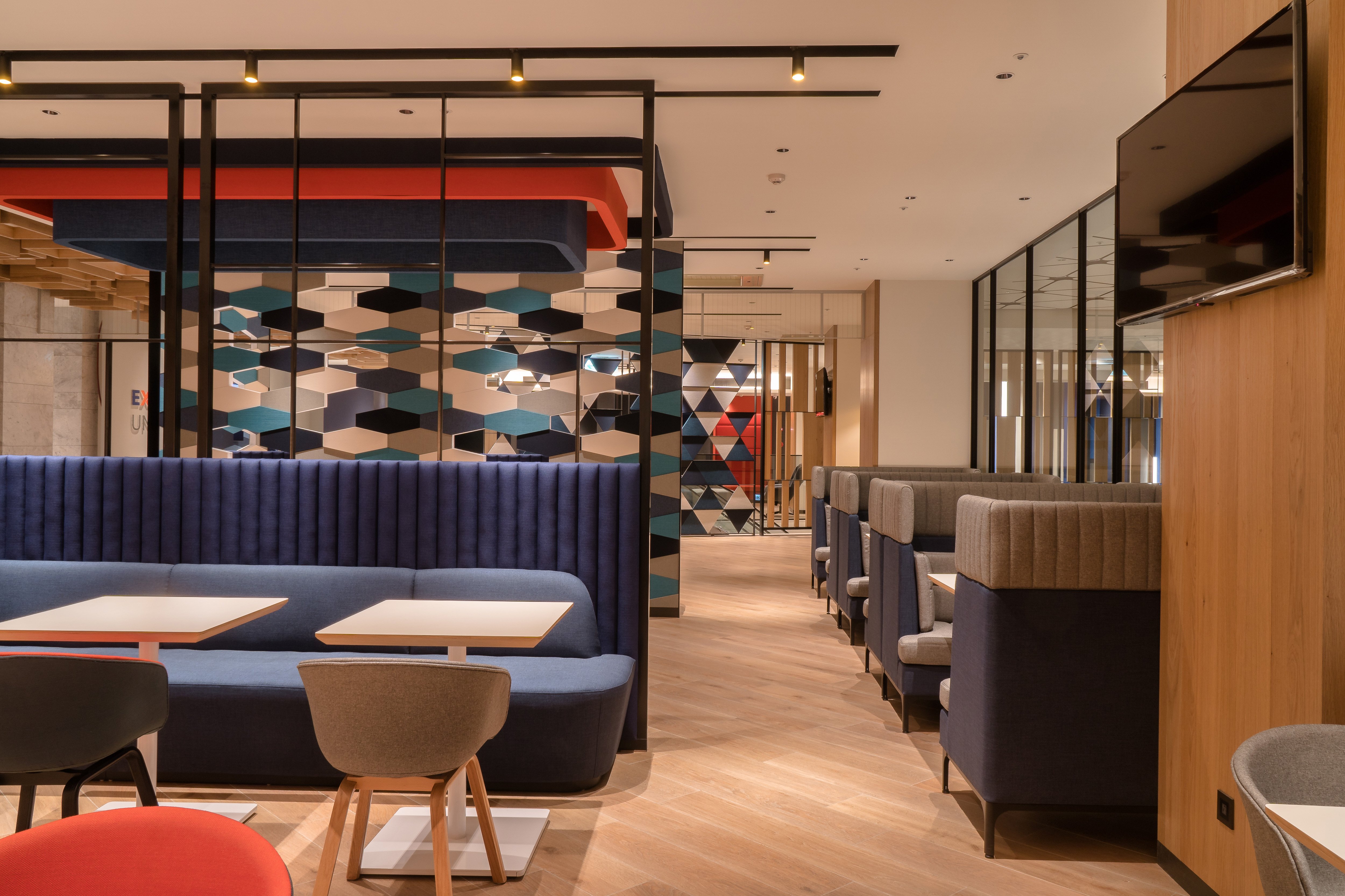 Holiday Inn Express Chiayi 33/49