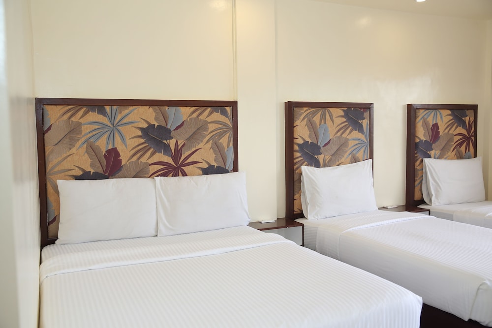 Eon Centennial Resort Hotel & Waterpark 18/28