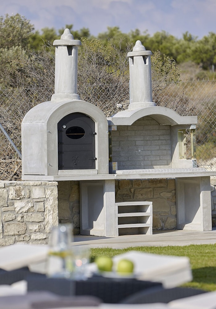 Kouros & Kori Villas 36/49