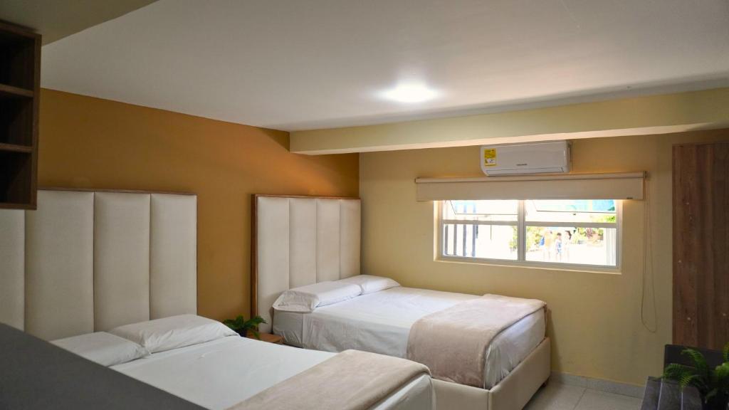 Cabin, Suite