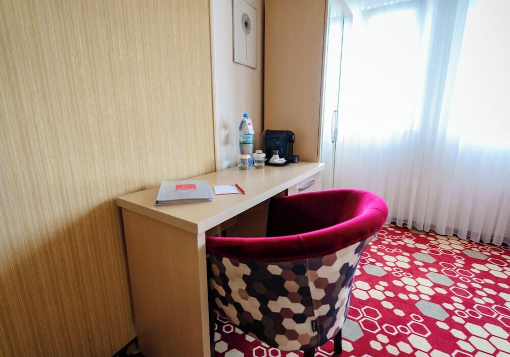 HOTEL CRAIOVITA 39/50