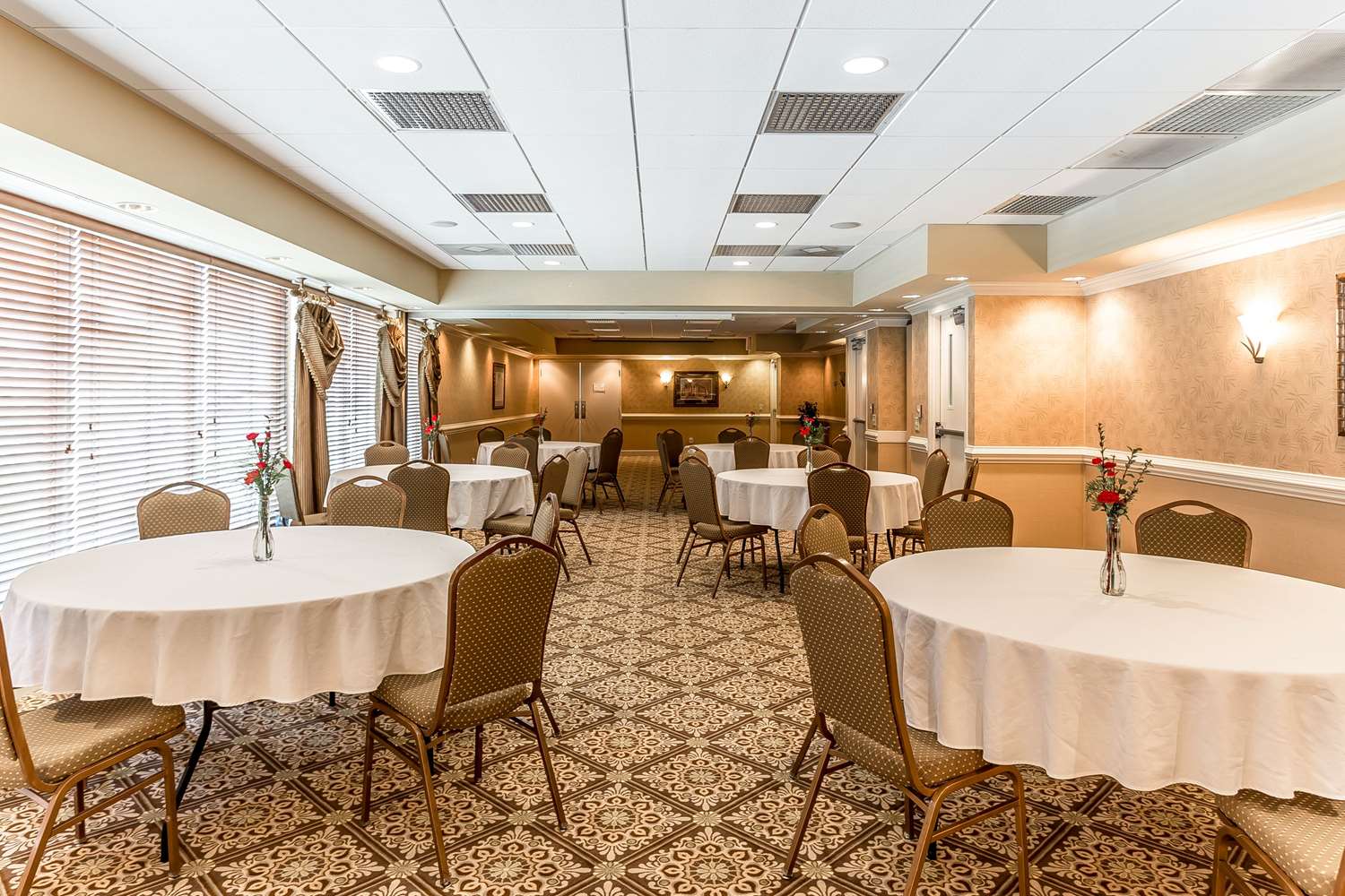 Quality Inn & Suites Georgetown 29/34