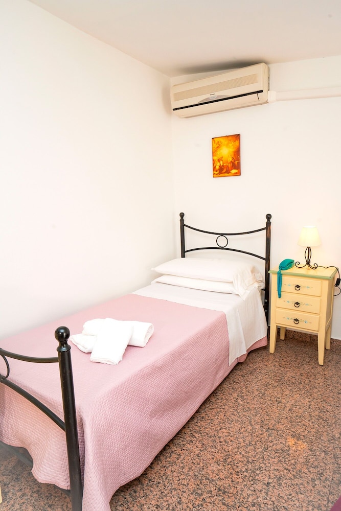 Fernanda Hotel 12/44