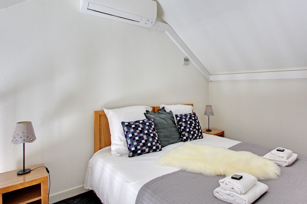 DUPLEX, DOUBLE BED, SOFA