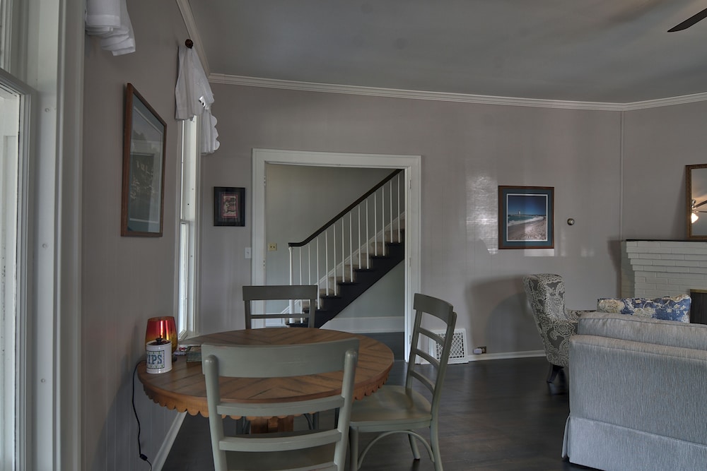 Charlevoix House 31/50