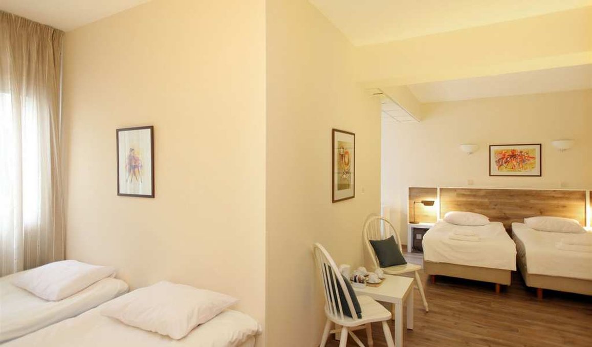 Centrum Hotel 25/37