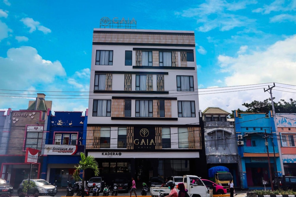 Gaia Hotel Ternate 3/28