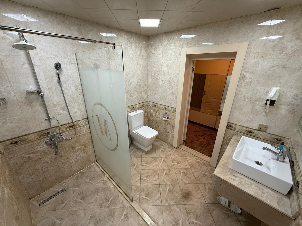 Mont Inn Hotel Baku 106/108
